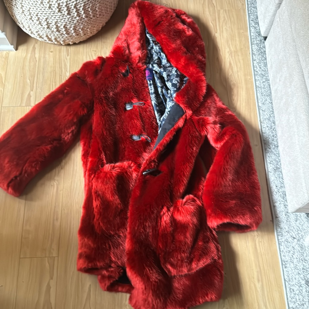 Maison Aita Red Coat